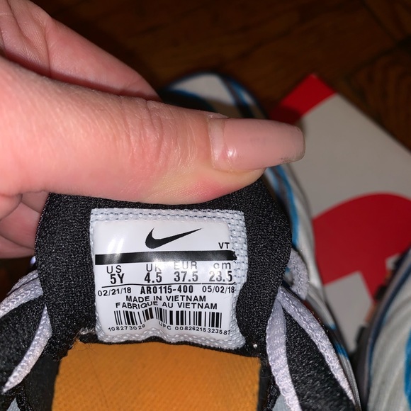 Nike Air Max Deluxe Size 5y - Picture 3 of 4